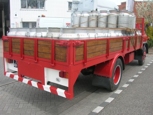 BEDFORD 1970 TK 3,5 LITER 6 CYLINDER